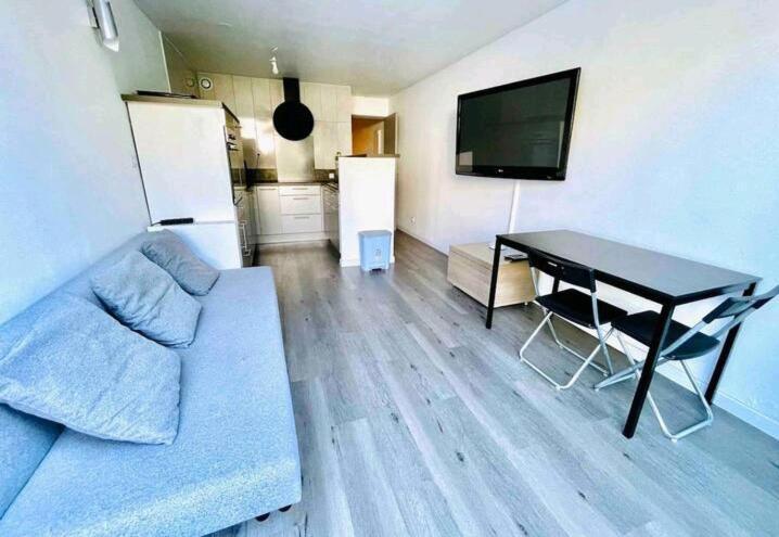 Superbe Appart En Residence A 300 M De La Plage. La Grande-Motte Buitenkant foto